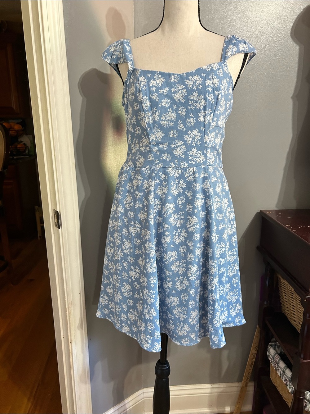 Trixxi Floral Smocked Mini Blue White Square Neck Large Pullover Summer Dress